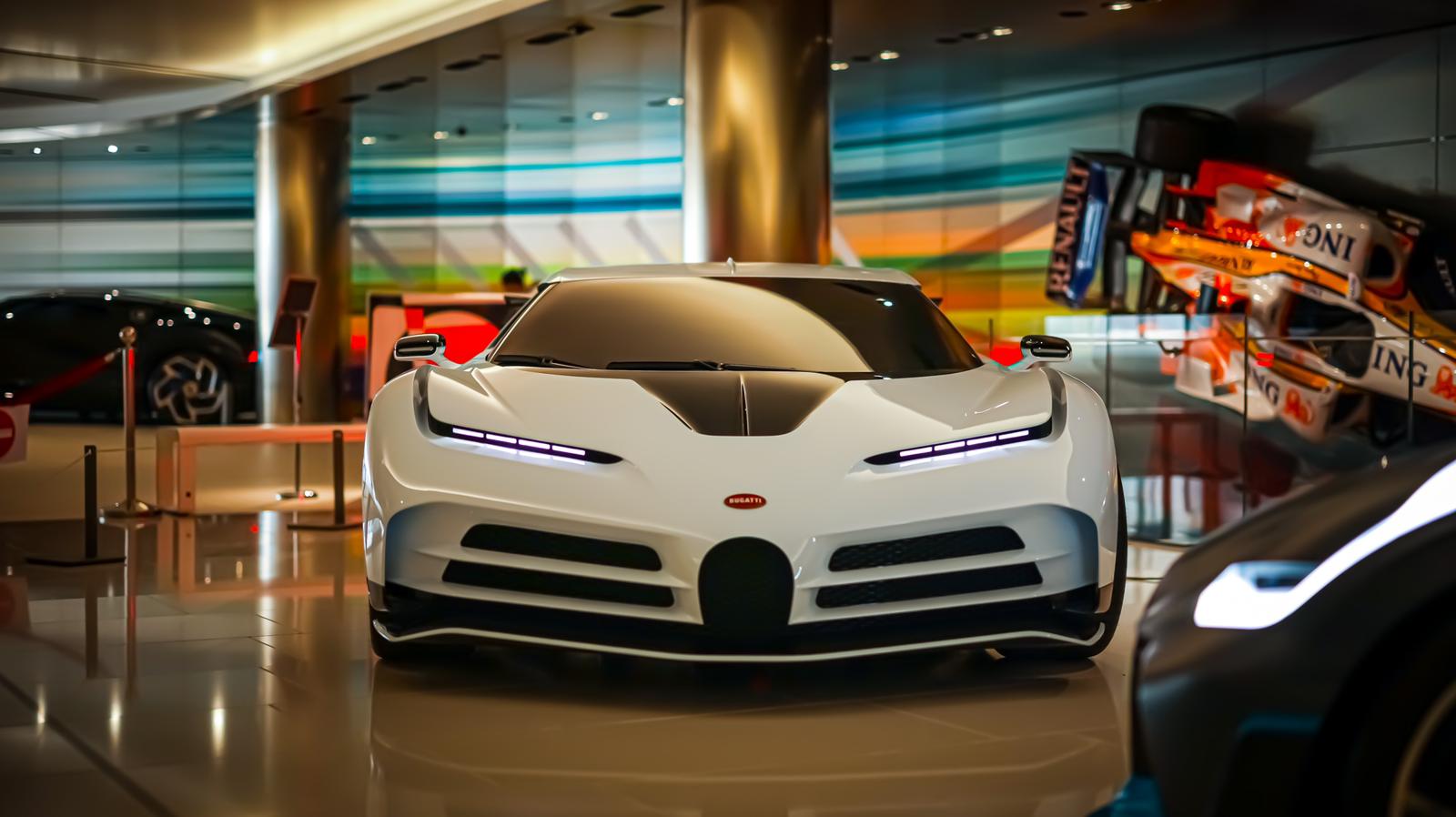 Exposition Bugatti à la Collection de voitures de S.A.S le prince de